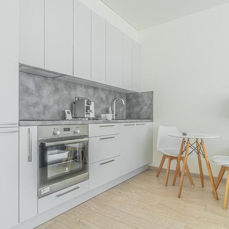 Apartment Karel With Garage Parking براغ المظهر الخارجي الصورة
